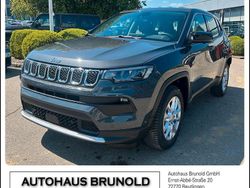Grau Neu 2025 Jeep Compass Altitude SUV | 34.900 € (Fairer Preis)