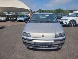 Silber Gebraucht 2002 Fiat Punto Kleinwagen | 1.590 € (Etwas zu teuer)