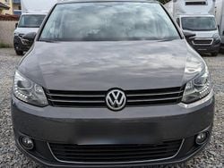 Grau Gebraucht 2012 VW Touran Van / Kleinbus | 8.550 €