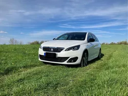Weiß Gebraucht 2017 Peugeot 308 GT-line Kombi | 11.500 € (Guter Preis)