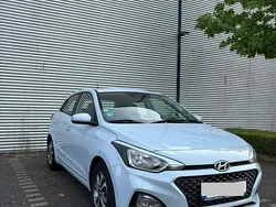 Grau Gebraucht 2019 Hyundai i20 YES! Kleinwagen | 10.900 € (Fairer Preis)