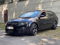 Schwarz Gebraucht 2017 Skoda Octavia vRS Kombi | 14.000 € (Fairer Preis)