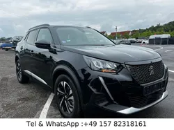 Schwarz Gebraucht 2020 Peugeot 2008 Allure SUV | 12.750 € (Fairer Preis)