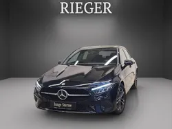 Metalliclack kosmosschwarz (metallic) Gebraucht 2024 Mercedes A180 Progressive Limousine | 33.499 € (Etwas zu teuer)