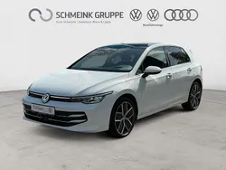 Pure white Neu 2025 VW Golf VIII Style Limousine | 33.880 € (Fairer Preis)