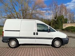 Weiß Gebraucht 2005 Citroën Jumpy Van / Kleinbus | 1.950 €