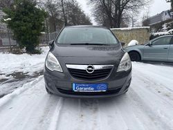 Grau Gebraucht 2011 Opel Meriva Edition Van / Kleinbus | 4.400 € (Guter Preis)