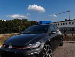 Grau Gebraucht 2019 VW Golf VII GTI Limousine | 22.995 € (Fairer Preis)