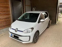 Weiß Gebraucht 2022 VW e-up! Style Kleinwagen | 16.800 € (Fairer Preis)
