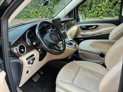 Schwarz Gebraucht 2015 Mercedes V250 Van / Kleinbus | 27.900 € (Fairer Preis)