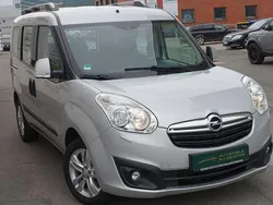 Silber Gebraucht 2013 Opel Combo Edition Van / Kleinbus | 6.990 € (Guter Preis)