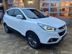 Weiß Gebraucht 2014 Hyundai ix35 Trend SUV | 12.990 € (Fairer Preis)