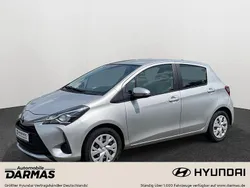 Silber Gebraucht 2019 Toyota Yaris Comfort Limousine | 11.790 € (Fairer Preis)