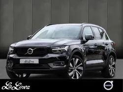 Black solid (stone) / solid Gebraucht 2022 Volvo XC40 Pro SUV | 31.890 € (Etwas zu teuer)