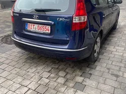 Blau Gebraucht 2010 Hyundai i30 Classic Kombi | 1.800 € (Guter Preis)