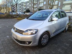 Grau Gebraucht 2009 VW Golf Plus Cross Van / Kleinbus | 5.499 € (Guter Preis)