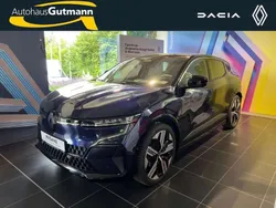 Blau rre + schwarz gne Gebraucht 2024 Renault Mégane Iconic Limousine | 43.990 €