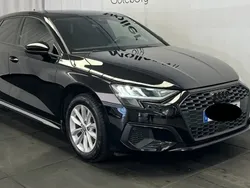 Brillantschwarz Gebraucht 2022 Audi A3 Sportback Basis Kombi | 24.400 € (Guter Preis)
