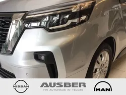 Grau Gebraucht 2024 Nissan Primastar Van / Kleinbus | 54.321 € (Fairer Preis)