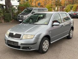 Grau Gebraucht 2006 Skoda Fabia Ambiente Kleinwagen | 1.990 € (Fairer Preis)