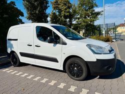 Weiß Gebraucht 2013 Citroën Berlingo Van / Kleinbus | 6.200 € (Fairer Preis)