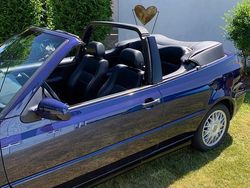 Blau Gebraucht 2002 VW Golf Cabriolet Highline Cabrio | 7.499 € (Teuer)