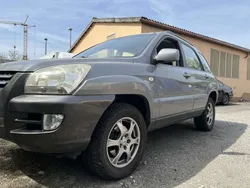 Grau Gebraucht 2005 Kia Sportage 4 SUV | 2.590 € (Etwas zu teuer)