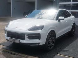 Weiß Gebraucht 2024 Porsche Cayenne SUV | 92.790 €