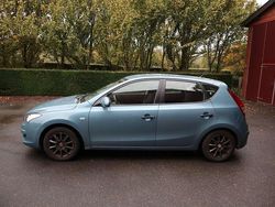 Blau Gebraucht 2009 Hyundai i30 Kombi | 1.900 € (Superpreis)