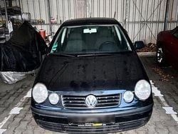 Schwarz Gebraucht 2003 VW Polo Limousine | 600 € (Guter Preis)