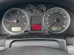 Silber Gebraucht 2003 VW Passat Comfortline Kombi | 1.299 € (Etwas zu teuer)