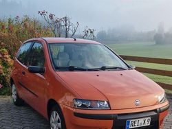 Orange Gebraucht 2000 Fiat Punto Kleinwagen | 3.500 €