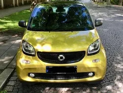 Gold Gebraucht 2018 Smart ForTwo Coupé Basis Kleinwagen | 9.900 € (Fairer Preis)