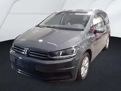 Delfingrau metallic Gebraucht 2024 VW Touran Comfortline Van / Kleinbus | 33.890 € (Fairer Preis)