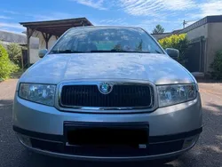 Silber Gebraucht 2001 Skoda Fabia Kleinwagen | 2.999 € (Fairer Preis)