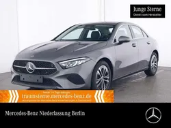 Grau Gebraucht 2024 Mercedes A200 Advanced Limousine | 30.790 € (Fairer Preis)