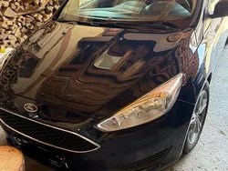 Blau Gebraucht 2017 Ford Focus Kombi | 9.500 € (Etwas zu teuer)