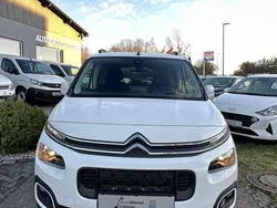 Weiss Gebraucht 2019 Citroën Berlingo PureTech Van / Kleinbus | 21.890 € (Teuer)