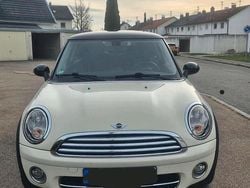 Weiß Gebraucht 2010 Mini Cooper D Kleinwagen | 4.900 €