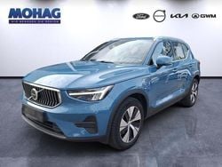 Blau Gebraucht 2022 Volvo XC40 Core SUV | 31.490 € (Fairer Preis)