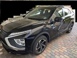 Schwarz Gebraucht 2023 Mitsubishi Eclipse Select SUV | 27.000 € (Teuer)