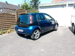 Blau Gebraucht 2007 Smart ForFour Kleinwagen | 3.200 €
