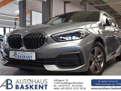 Grau Gebraucht 2022 BMW 118 Advantage Kleinwagen | 19.890 € (Guter Preis)