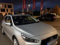Silber Gebraucht 2018 Hyundai i30 Kombi | 11.900 € (Teuer)