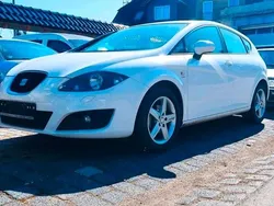 Weiß Gebraucht 2009 Seat Leon Limousine | 3.700 €