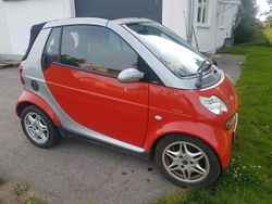 Rot Gebraucht 2001 Smart ForTwo Cabrio Cabrio | 2.499 €