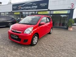 Rot Gebraucht 2010 Daihatsu Cuore Plus Kleinwagen | 3.490 € (Etwas zu teuer)