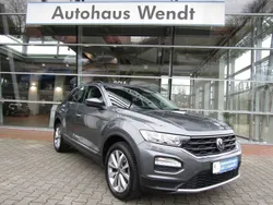 Grau Gebraucht 2020 VW T-Roc Style SUV | 22.990 € (Etwas zu teuer)
