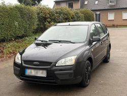 Schwarz Gebraucht 2007 Ford Focus Kombi | 1.500 € (Fairer Preis)