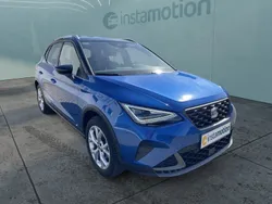 Blau Gebraucht 2024 Seat Arona FR SUV | 24.480 € (Etwas zu teuer)